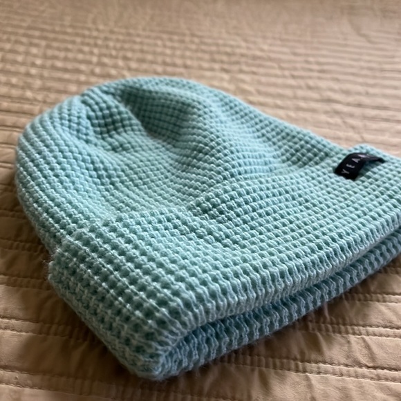 Men’s Yea.Nice Fold Beanie - Picture 3 of 3